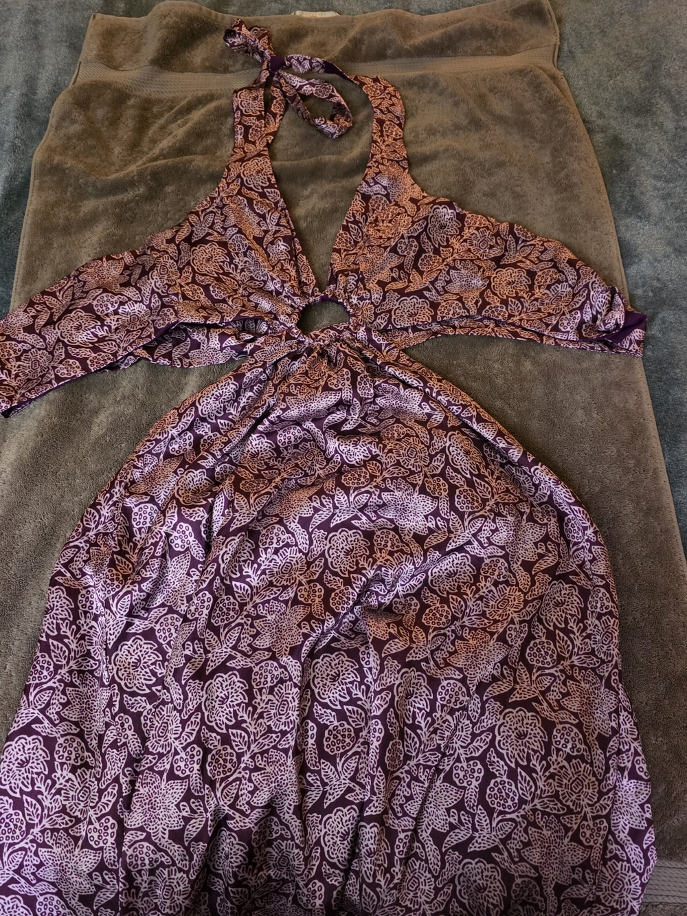 Pernia's pop up shop purple floral cut out Halter dress size small NWT